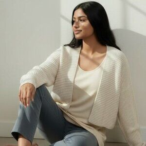 Forever 21 cropped sweater shrug off white size small